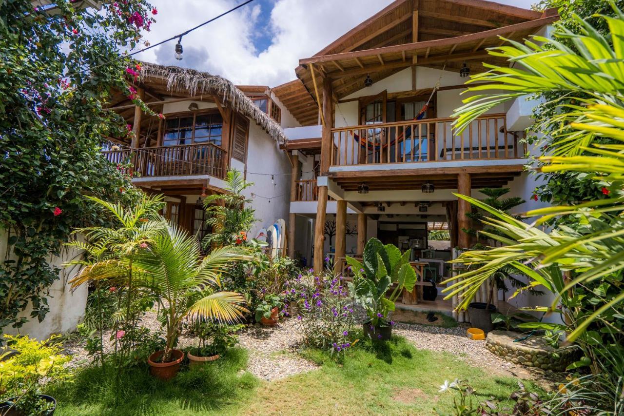 Ganso & Buho Hotel Ayampe Exterior photo